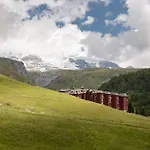Hellochalet Cervinia - Ski-in Ski-out Studio, 200mt At Plan Maison Lift بيريوِل تْشيرفينيا