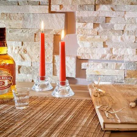 Hellochalet Cervinia - Ski-in Ski-out Studio, 200mt At Plan Maison Lift 布勒伊-切尔维尼亚