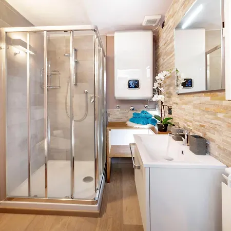 Hellochalet Cervinia - Ski-in Ski-out Studio, 200mt At Plan Maison Lift