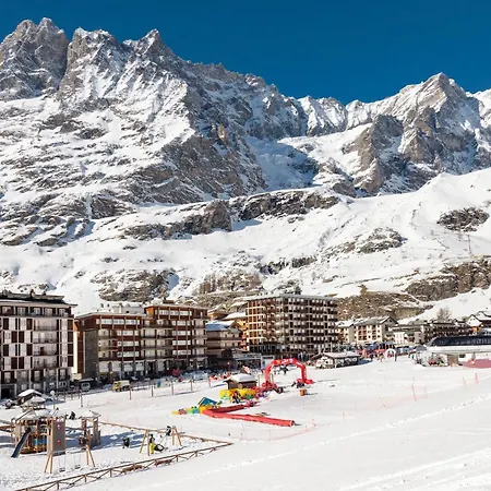 公寓 Hellochalet Cervinia - Ski-in Ski-out Studio, 200mt At Plan Maison Lift *