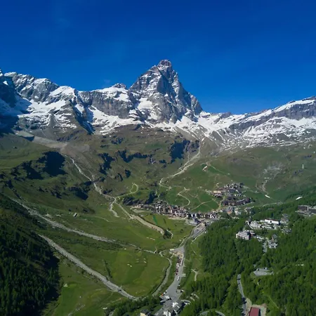 Hellochalet Cervinia - Ski-in Ski-out Studio, 200mt At Plan Maison Lift 公寓 布勒伊-切尔维尼亚